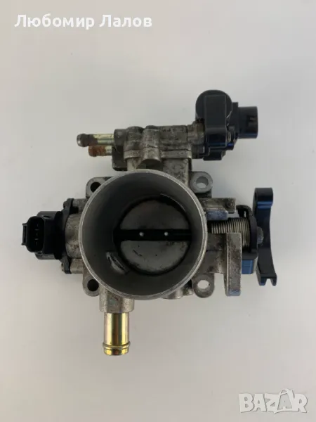 Дросел Toйота Авенсис Toyota Avensis 1.8 2.0 (97-03)г. / D21121042 / 22210-00050, снимка 1