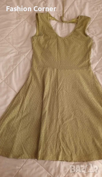 Жълта дамска рокля М размер, Спиди/лично предаване, снимка 1