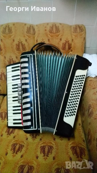 Продавам Италянски АКОРДЕОН SERЕNА  80 Баса, снимка 1