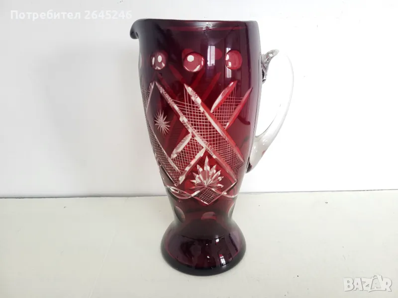 Ваза от Червен Кристал , снимка 1