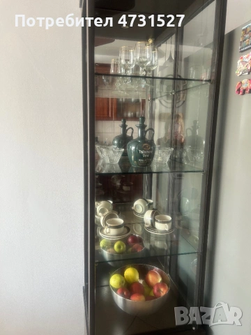 Шкаф витриа, снимка 3 - Секции и витрини - 53844635