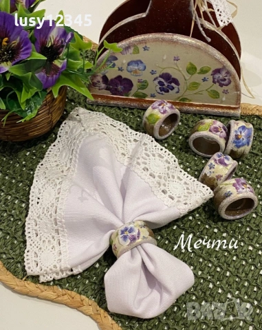 Комплект шест пръстени за салфетки с теменужки! 💜💚💜