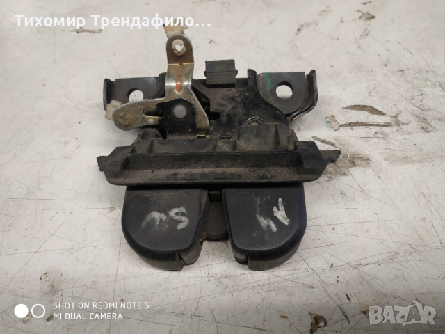 8D0827505F Audi audi a4 b5 брава заден капак ауди а4 98г комби 8D0 827 505F, снимка 4 - Части - 44839379