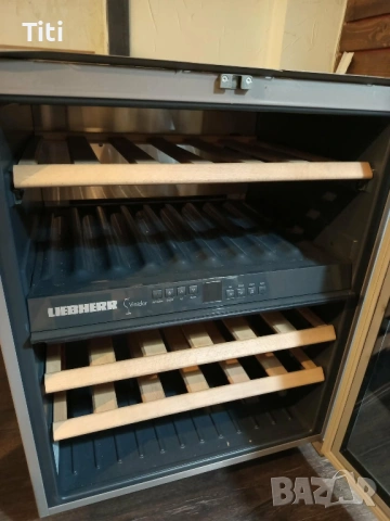 Охладител за вино Liebherr, снимка 5 - Хладилници - 53697120