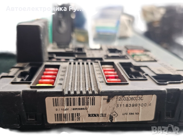 S118399300M 8200306033C Кутия с предпазители RENAULT MEGANE SCENIC, снимка 2 - Части - 51480536