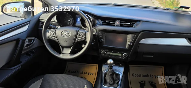 Toyota Avensis 1.8 , 86.000km, снимка 13 - Автомобили и джипове - 56304036