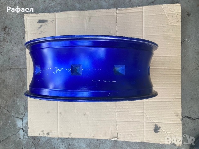 Задна джанта 17 за мотор Ямаха, снимка 4 - Гуми и джанти - 52239079