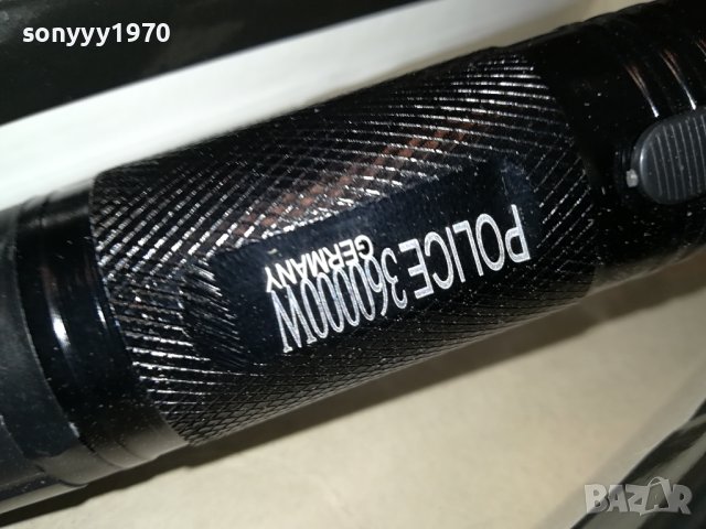 метален прожектор с ел.шок и лазер 3008231132, снимка 9 - Екипировка - 42019512