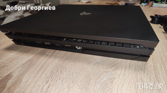PlayStation 4 Pro+2 контролера+7 игри, снимка 5 - PlayStation конзоли - 52924574