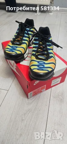 Nike Air Max PLUS, снимка 2 - Спортни обувки - 56143683