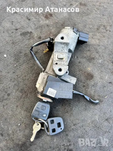 Контактен ключ за Тойота Авенсис Т25.N0501517, снимка 4 - Части - 47513032