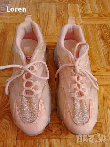 Подарявам!Розови маратонки с камъчета, снимка 4 - Маратонки - 50108894