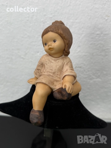 Порцеланова фигурка Goebel Nina - marco. №7440, снимка 5 - Антикварни и старинни предмети - 51958003