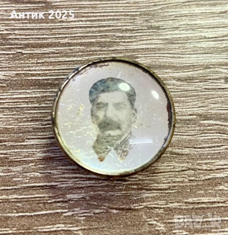 Значка с изображението на Сталин, с винтово закрепване, снимка 2 - Колекции - 51974600