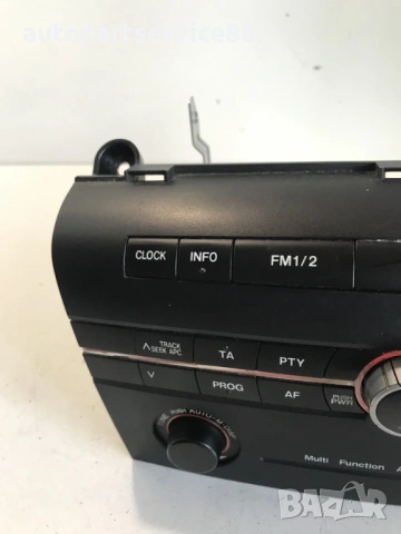 CD Плейър радио стерео за Mazda 3 1.6CD 16V (2005) BP4M66, снимка 2 - Части - 53661134