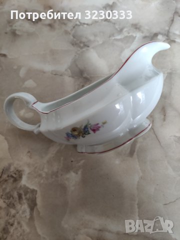 Порцеланова сосиера стара, снимка 3 - Прибори за хранене, готвене и сервиране - 39797866