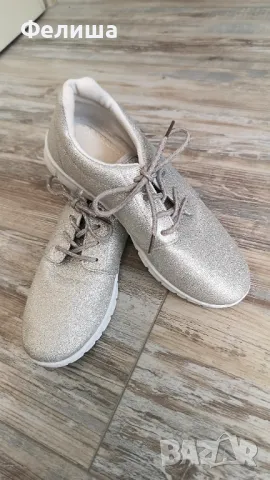 Холограмни Блестящи Маратонки Уникално Нюансиращ Цвят Хамелеон