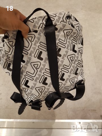 Дамска раница, снимка 4 - Раници - 40429214
