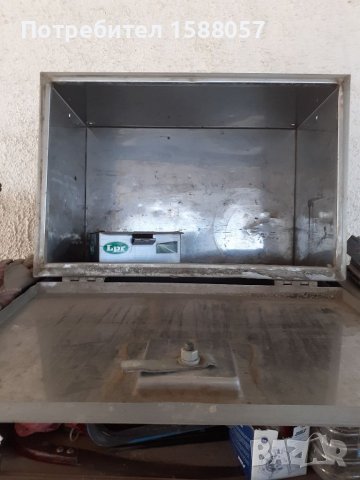 Продавам оригинален сьндьк за Ивеко Дейли от неръждавейка , снимка 3 - Бусове и автобуси - 39737821