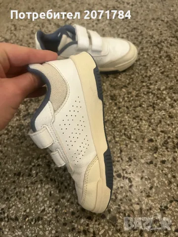 Маратонки Адидас, снимка 4 - Детски маратонки - 48555207