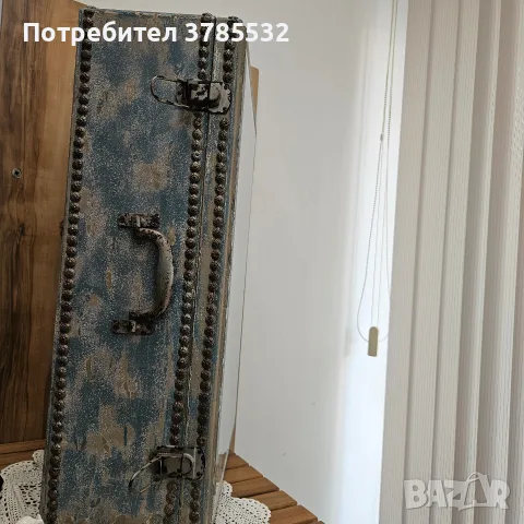 Огледало шкаф с форма на куфар , снимка 2 - Шкафове - 56248816