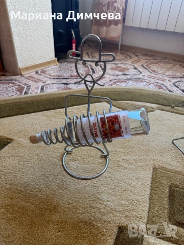 Луксозна поставка за бутилка вино – неръждаема никелирана стомана, оригинален дизайн, снимка 3 - Декорация за дома - 53843460