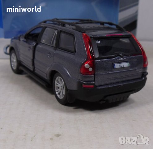 Volvo XC90 2002 - мащаб 1:43 на Cararama старо производство с отваряеми врати модела е нов в кутия, снимка 5 - Колекции - 30223034