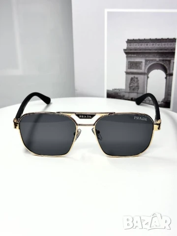 очила с калъф prada 
