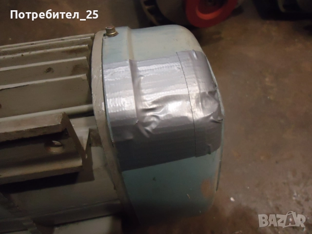 Трифазни ел.мотори 0,37KW- 1400 об/м., снимка 13 - Електродвигатели - 50957847