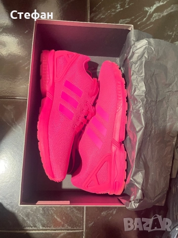 Продавам маратонки Адидас