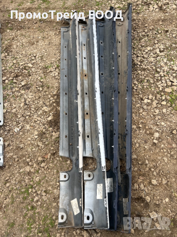 Пластмасови леви прагове Мерцедес Mercedes Sklasa W220 , снимка 3 - Части - 44837935