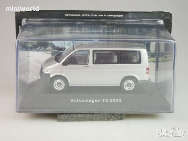 Volkswagen VW T5 2003 - мащаб 1:43 на DeAgostini моделът е нов в PVC дисплей-кейс, снимка 2 - Колекции - 42533550