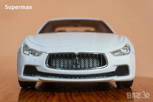 Top Marques Collectibles 1/18 - Maserati Ghibli