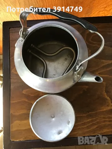 Електрически чайник, руски/СССР;1000W вътрешен нагревател, 2,5л, отлично състояние,работи безупречно, снимка 4 - Аксесоари за кухня - 47674906