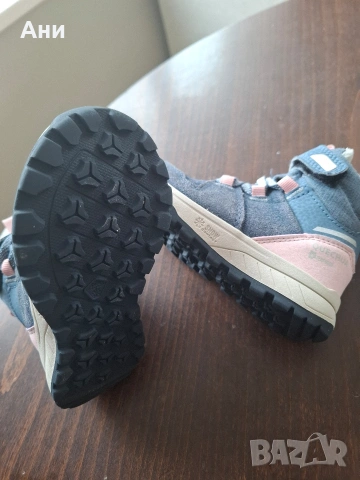 Зимни ботуши Quechua за момиче, снимка 3 - Детски боти и ботуши - 53642972