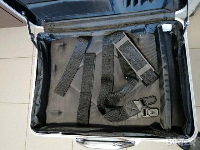 Алуминиево дипломатическо куфарче ALUMAXX, снимка 6 - Куфари - 51708469