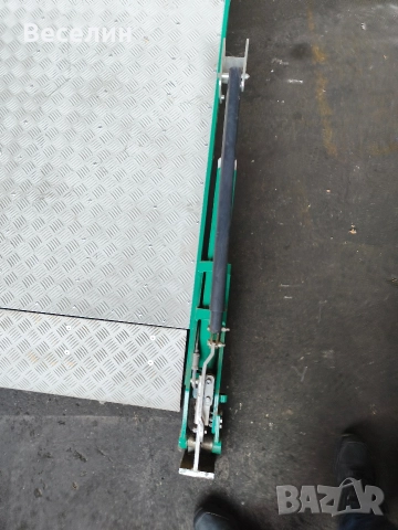 Сгъваема Товарна Рампа 1500кг, снимка 4 - Индустриална техника - 52805683