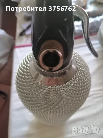 Продавам бутилка за газирана вода от соца за декорация, снимка 3 - Декорация за дома - 50575552