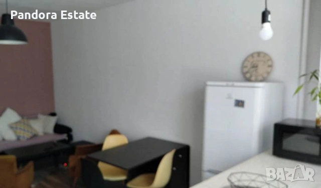 Продава едностаен апартамент в кв. Лагера