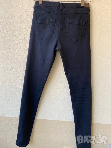 Черни дънки Bershka - eur 38|S/M, снимка 8 - Дънки - 40627939