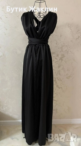 Елегантна сатенена рокля 