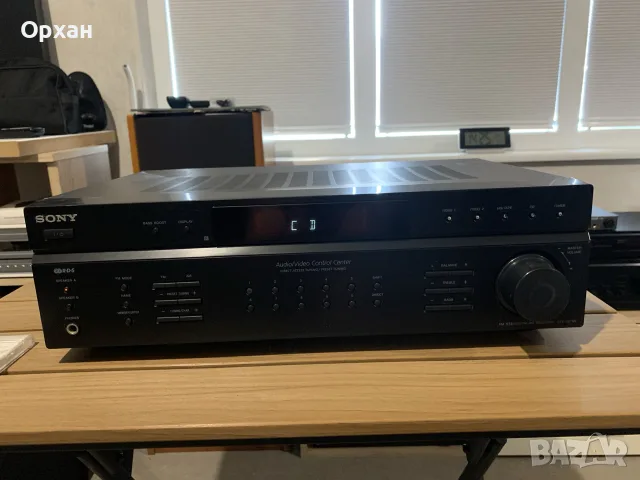 Продавам стерео рисивър Sony STR-DE197 в отлично техническо и много добро визуално състояни