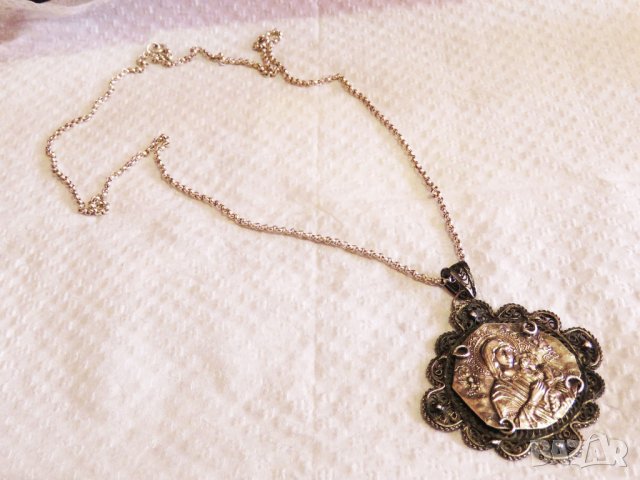 Възрожденска Сребърна икона, амулет, накит, медальон с Богородица, Дева Мария - Панагия 55 мм сребро, снимка 2 - Антикварни и старинни предмети - 35865580