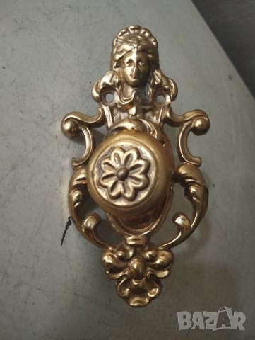 Четири барокови дръжки за мебел