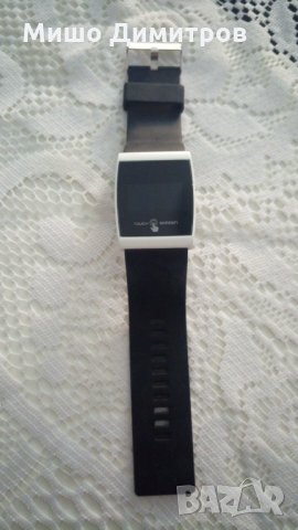 Продавам изгодно  ръчен електронен часовник!, снимка 2 - Мъжки - 35679803