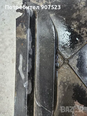 Кора под двигателя за Пежо 307 , снимка 2 - Части - 48052219