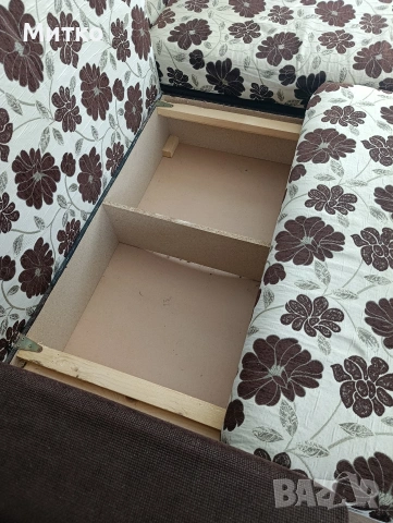 Ъглов диван , снимка 3 - Дивани и мека мебел - 53753764