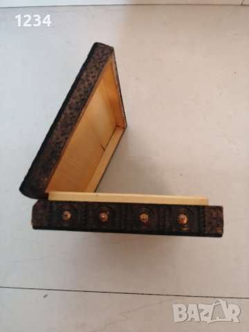 Дървена кутия 16 х 12 см h 3.5 см. , снимка 3 - Други стоки за дома - 41840006