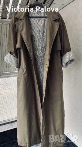 Модерен каки тренчкот с колан и цветна подплата - незаменим за пролетта, снимка 9 - Палта, манта - 53397220