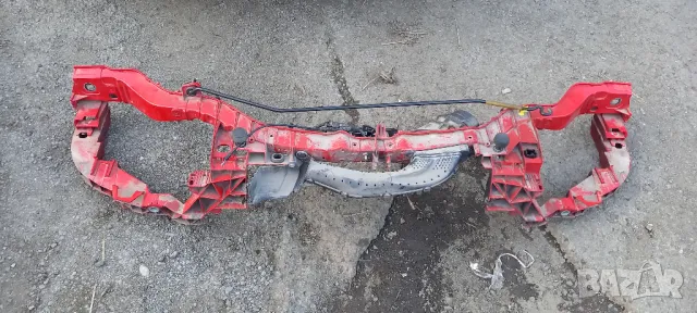 Маска за Ford Focus III, снимка 2 - Части - 49038154